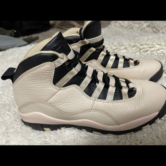 Jordan 10 - Picture 4 of 5